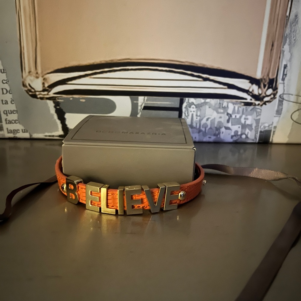 BCBG BELIEVE BRACELET